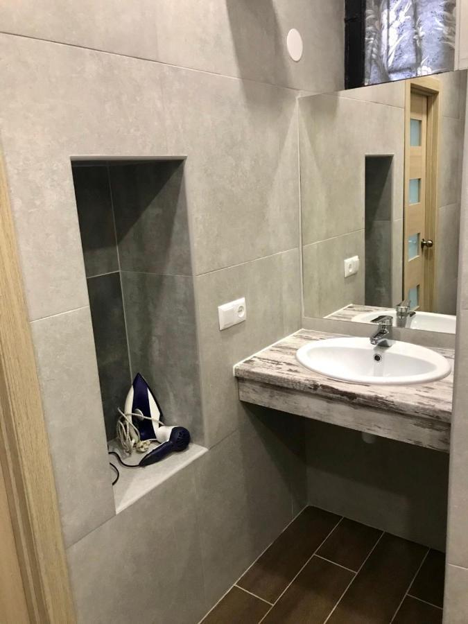 Kulisha 4 Apartments Near The Opera Lemberg Exterior foto
